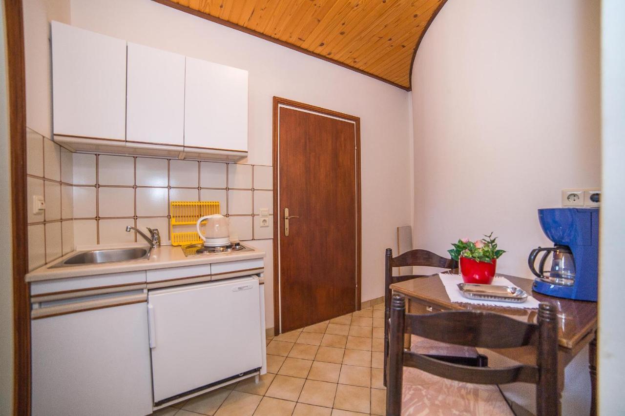 Apartments Pahljina Palit Zewnętrze zdjęcie
